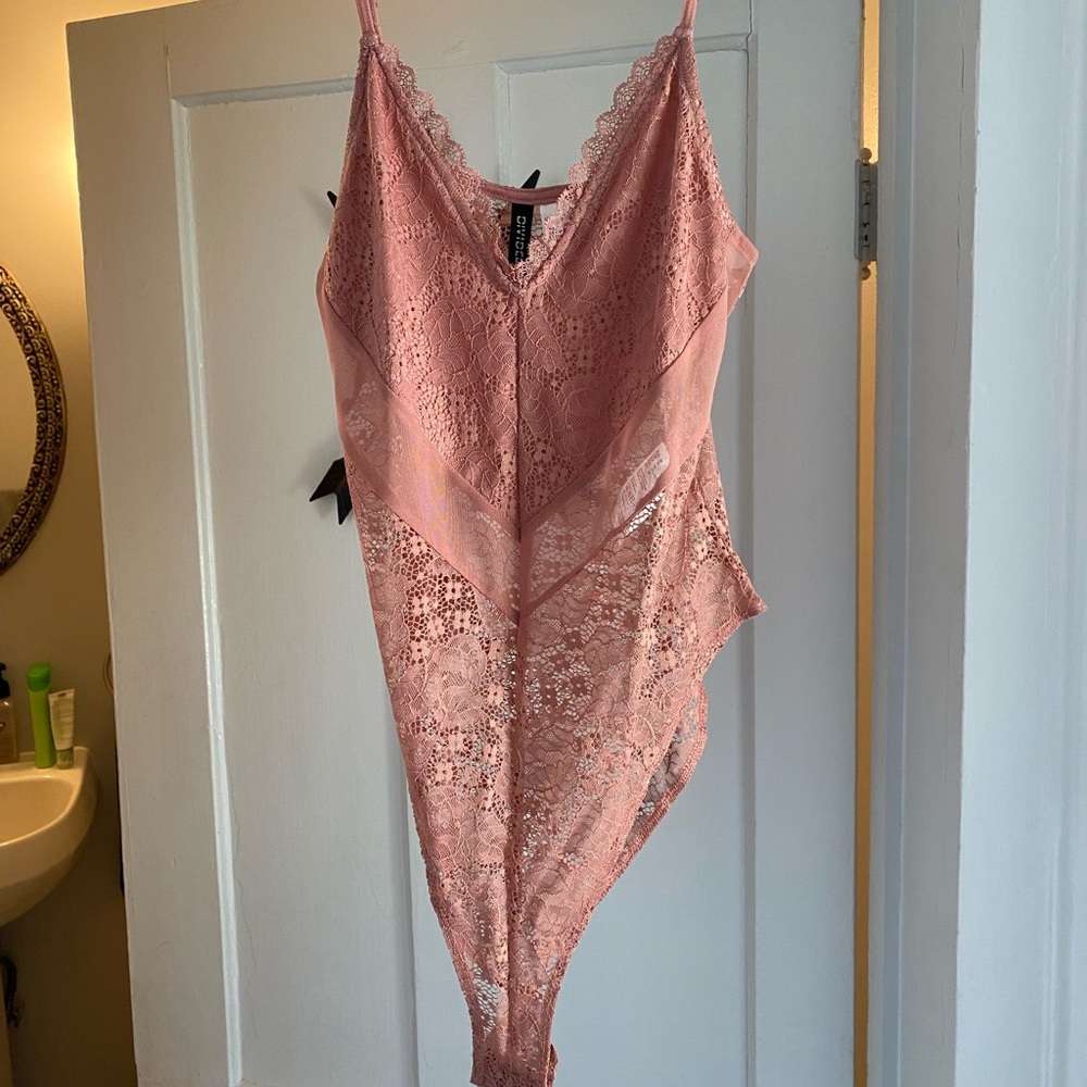 Divided Floral Lace Bodysuit